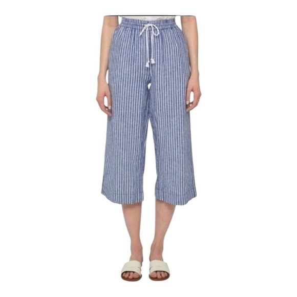 Beach Lunch Lounge Margot Linen Blend
Capri Pants blue striped medium - Picture 13 of 15